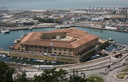 Πρόσκληση νέων καλλιτεχνών στη 16η Biennale