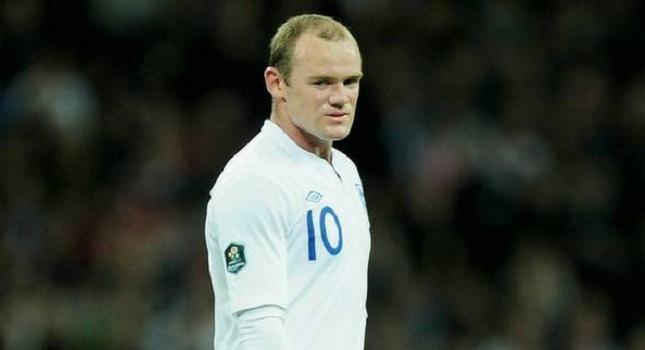 Όταν ο Ρούνεϊ τα ’βαζε με τον διαιτητή του Ολυμπιακού…