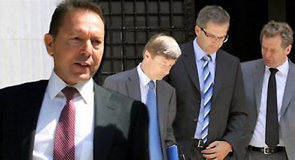 Τέσσερα θέματα θα θέσει ο Στουρνάρας στην Τρόικα