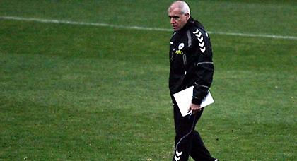 Βλέπει… μπροστά