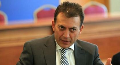 Κυβέρνηση: «Δεν θα μειωθεί ξανά ο κατώτατος μισθός»