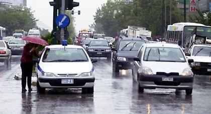 Μποτιλιάρισμα λόγω βροχής