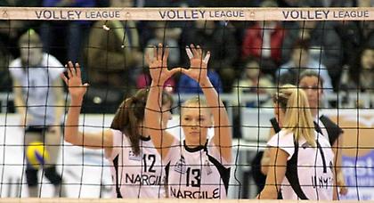 Πρόκριση με απώλειες