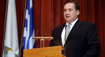 Γελάει ο κόσμος κύριε Καπράλε!