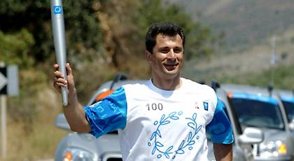 «Πρέπει να σέβονται συμβολικά ζητήματα»