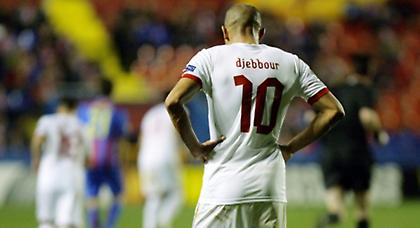 Τζεμπούρ: «Όλα στραβά»