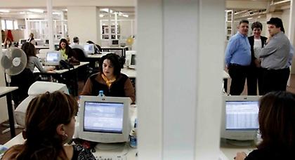 Ο εφιάλτης της απόλυσης ξανάρχεται στο Δημόσιο