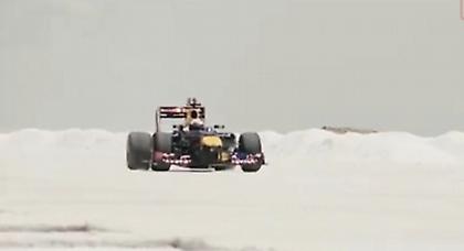 Ο Ρικιάρντο οδηγεί την Red Bull στην έρημο αλατιού