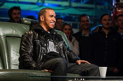 Ο Χάμιλτον ξεπέρασε τον Φέτελ (video)