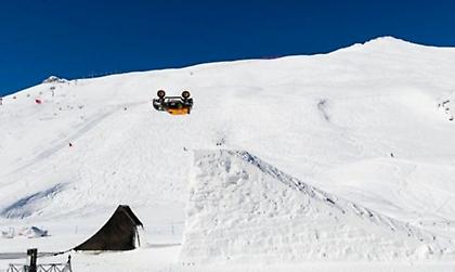 Ενα τέλειο backflip με ΜΙΝΙ