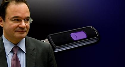 Ο Παπακωνσταντίνου γνώριζε την παρουσία των συγγενών του στη λίστα