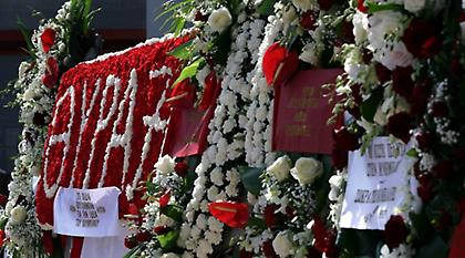 Τιμά τα θύματα της «Θύρας 7» η Λεβάντε