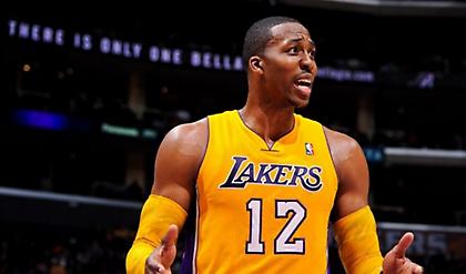 «Μένει στους Λέικερς ο Χάουαρντ»