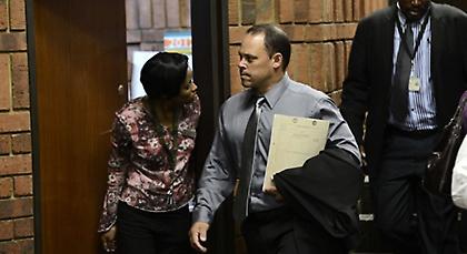 Ξήλωσαν τον επικεφαλής των ερευνών για Πιστόριους