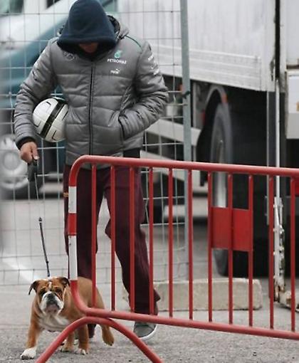 Βολτάρει με τον Ρόσκο ο Χάμιλτον