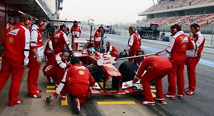 Αλόνσο στην κορυφή