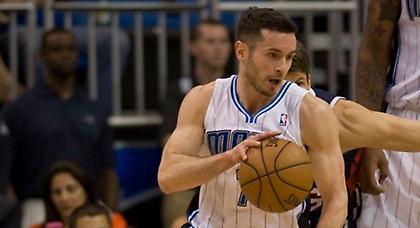 Στους Μπακς ο Ρέντικ