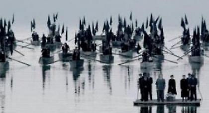 Η ελληνική αστική τάξη θυσιάζει τα παιδιά της