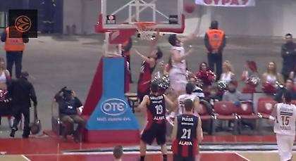 Πτήσεις Χάινς και «Παπ» (video)