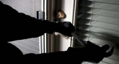 Ένοπλοι λήστεψαν 75χρονο στην Αμμουδάρα