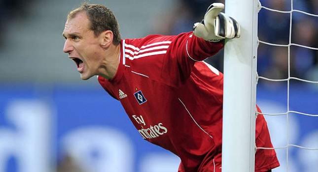 Ερυθρόλευκες ματιές σε Ντρόμπνι