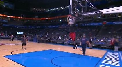 Ο Ντέρικ Ρόουζ (ξανα)καρφώνει! (video)