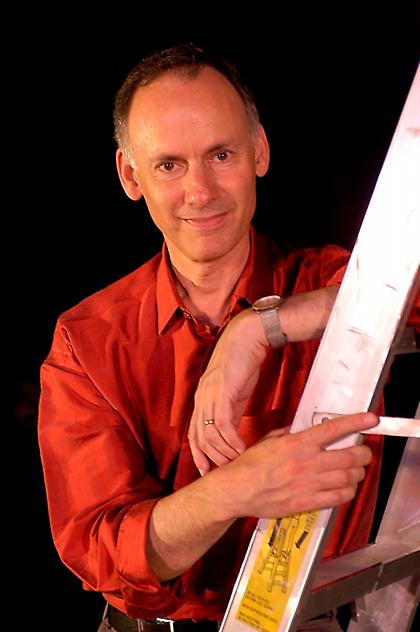 Dancing to Connect για νέους σε σχολεία και στη Στέγη