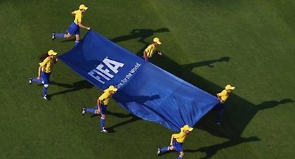 «Καμπάνες» για στημένα από FIFA