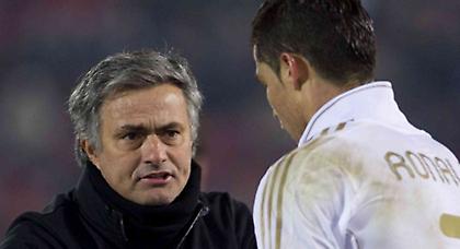 Τα πάει καλά στο «Μπερναμπέου» η Μπαρτσελόνα (video)