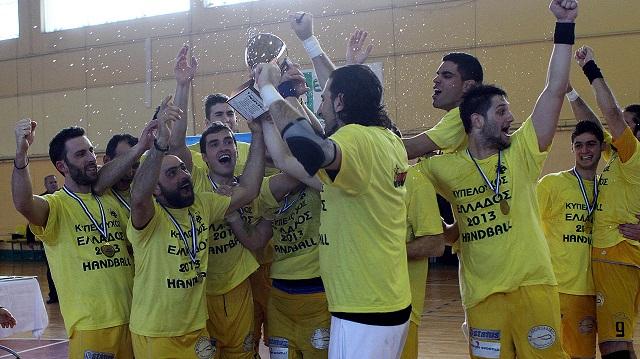 Γύρος του θριάμβου στο ΟΑΚΑ