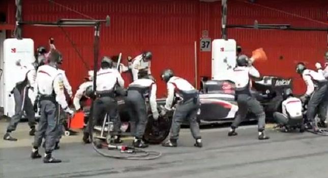 Ποιο πιτ στοπ; Το Harlem Shake!