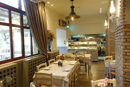 Επιτακτική η ανάγκη μείωσης του ΦΠΑ στην εστίαση