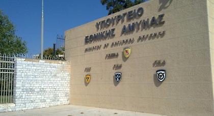 Αποστρατεύτηκαν οι αρχηγοί ΓΕΣ, ΓΕΝ και ΓΕΑ