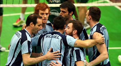 Διαφορετικές βλέψεις, ίδιος στόχος