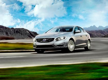 Η Volvo τους... αλλάζει τα φώτα!