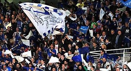 Μια χαρά και στη… «σκιά»