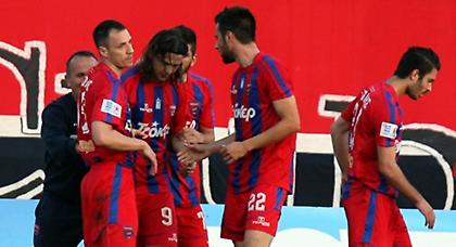 Νίκη για να ξεμπερδεύει