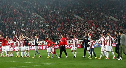 Μέγιερι: «We are the champions»