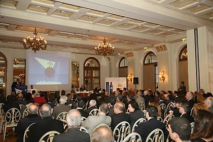 Μισό λίτρο ελληνικό λάδι αξίας 50 δολαρίων, χρηματοδοτεί νέες αγροτικές επιχειρήσεις