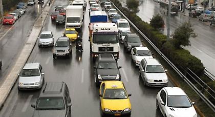 Ασφαλίζω ή καταθέτω πινακίδες;