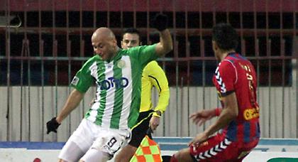 Με τέσσερις απουσίες