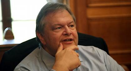 «Το ΠΑΣΟΚ θα ξαναγίνει μεγάλο αν είναι σοβαρό και υπεύθυνο»