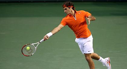 Πρόκριση με ζόρι για Φέντερερ