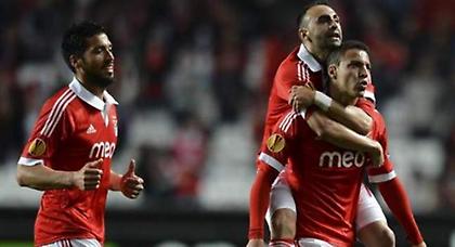 Επιβλητικοί «αετοί»