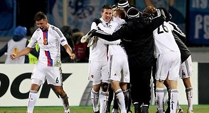 «Βλέπουν» ημιτελικά στη Βασιλεία