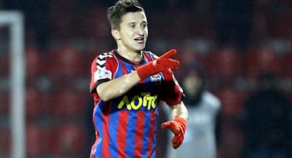 Δεν προλαβαίνει ο Μπαργκάν