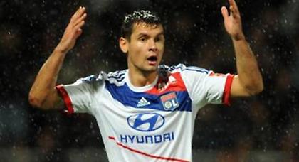 «Γλυκοκοιτάζει» Λόβρεν η Μίλαν