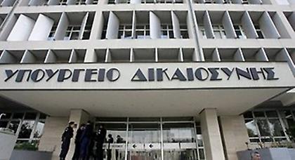 Θεσμός διαμεσολάβησης αντί δικαστηρίων