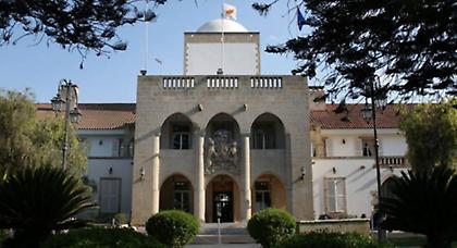 Αναλήψεις μέχρι 600 ευρώ από τα ΑΤΜ στην Κύπρο