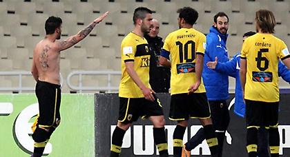 Τιμωρείται ο Κατίδης, κίνδυνος και για ΑΕΚ